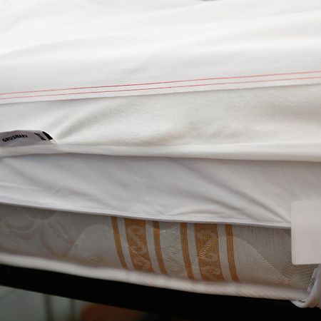 New Luxury Rooms In The Heart Of London Next To Shops, Cafes, Bars & Metro With Shared Bathrooms المظهر الخارجي الصورة