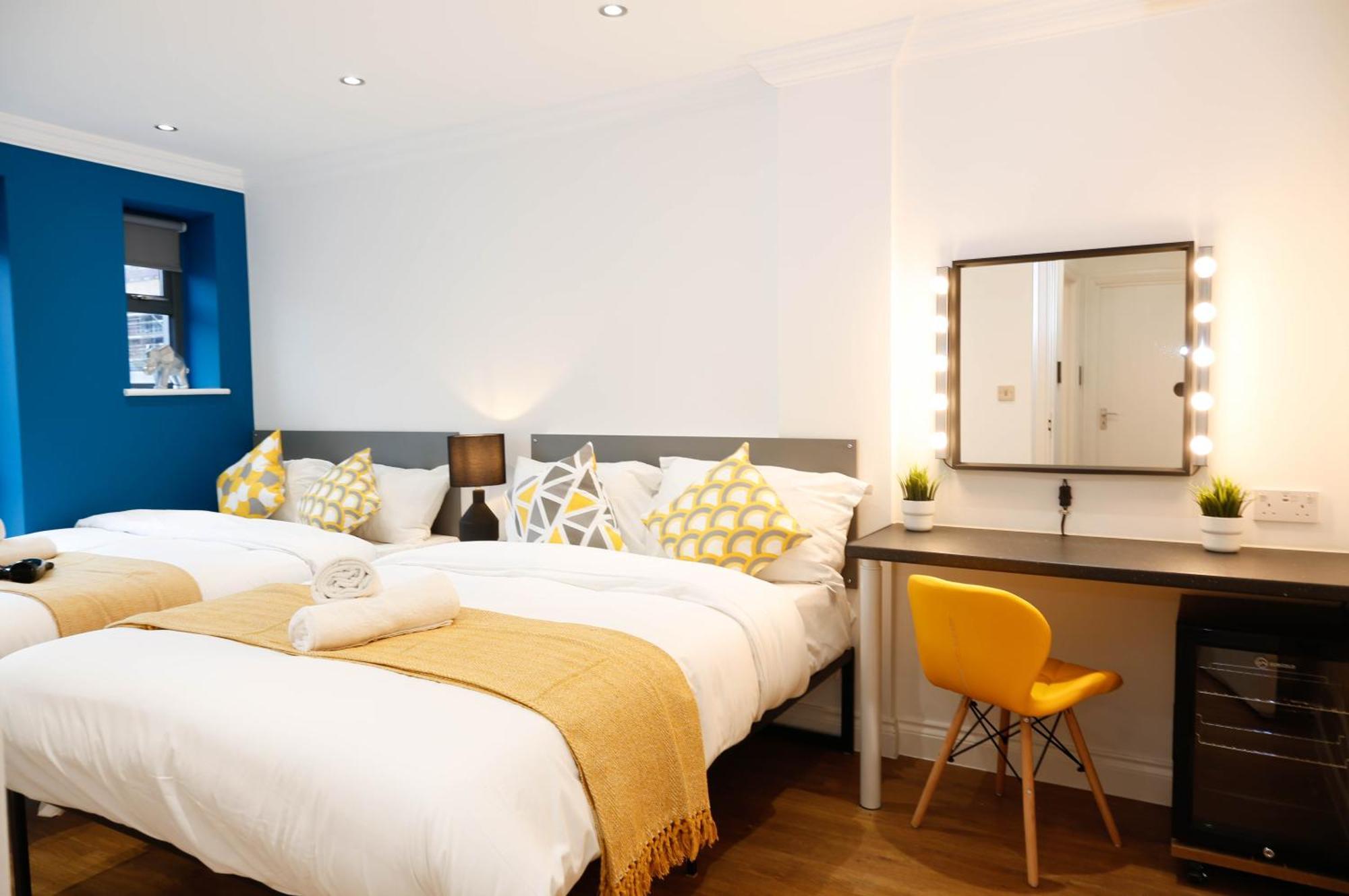 New Luxury Rooms In The Heart Of London Next To Shops, Cafes, Bars & Metro With Shared Bathrooms المظهر الخارجي الصورة