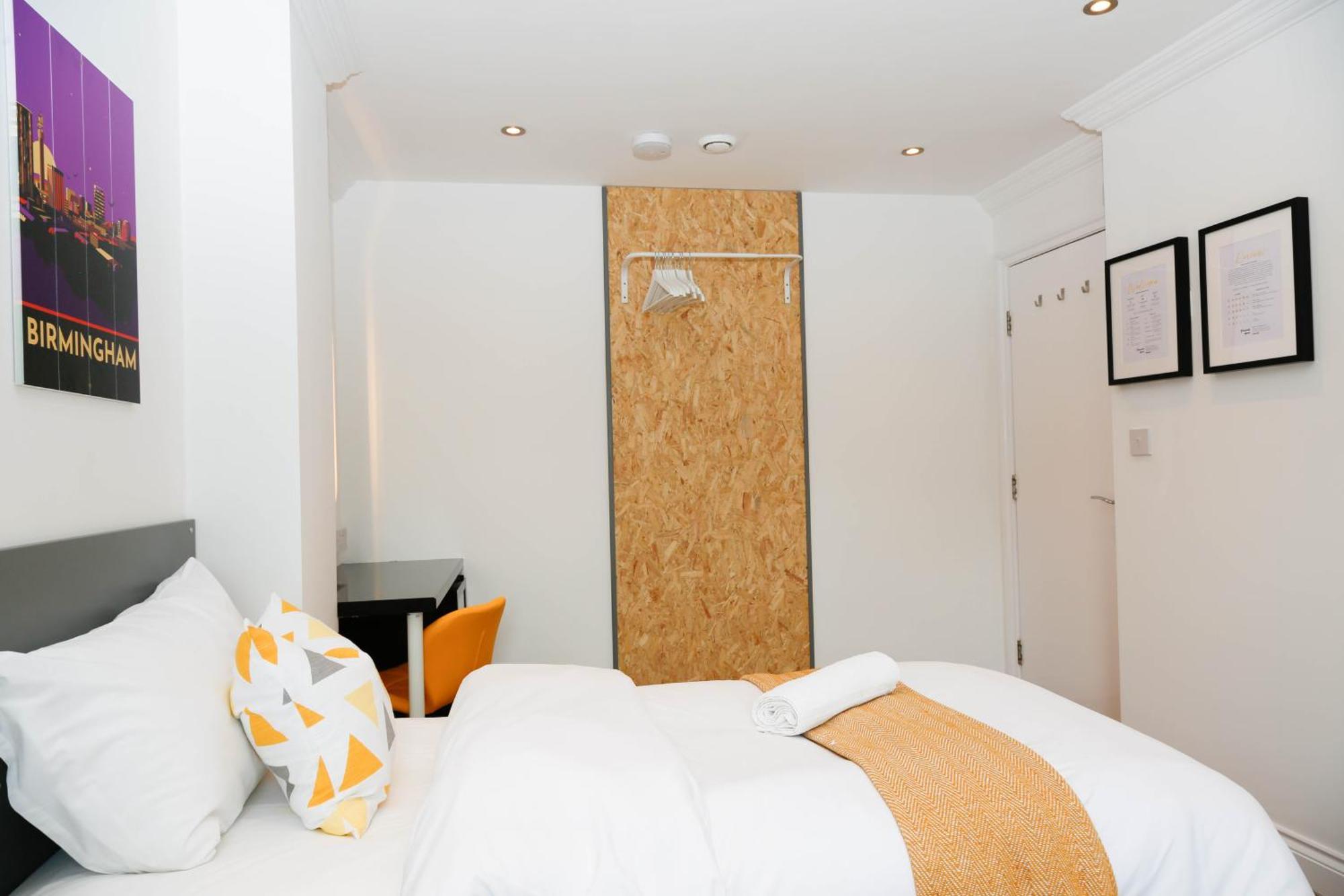 New Luxury Rooms In The Heart Of London Next To Shops, Cafes, Bars & Metro With Shared Bathrooms المظهر الخارجي الصورة